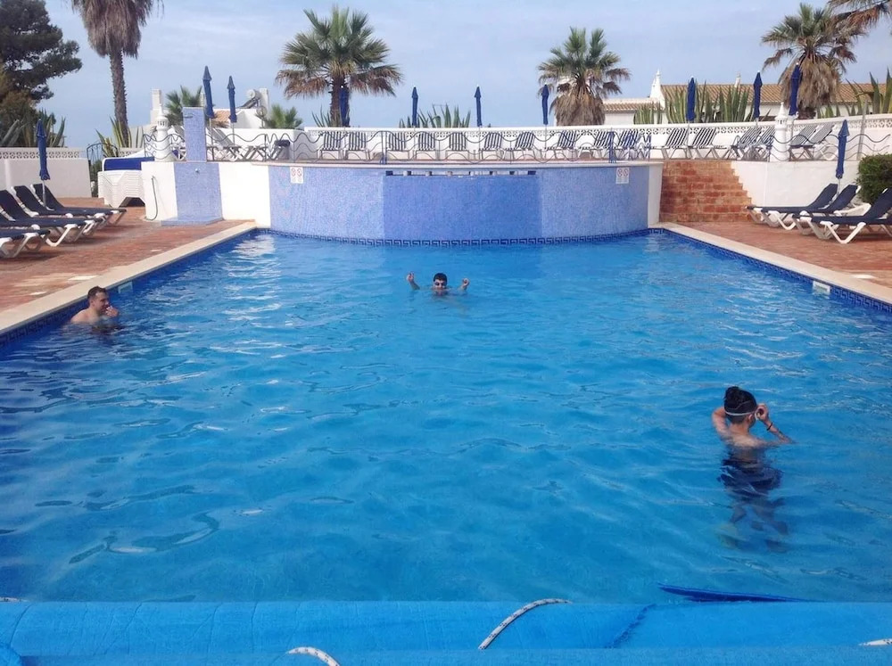 House With 2 Bedrooms in Carvoeiro, With Wonderful sea View, Shared Pool, Furnished Garden