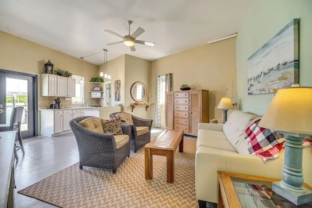 Beach Access & Resort Amenities: Jensen Beach Home