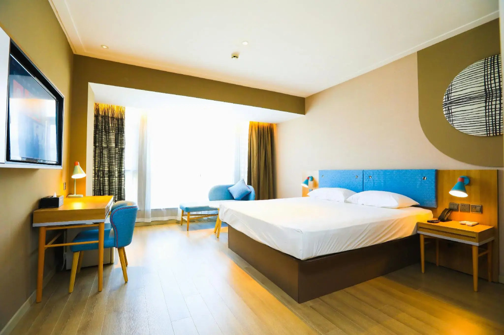Home Inn(Suzhou Wujiang Shengze Fortune Center Store)
