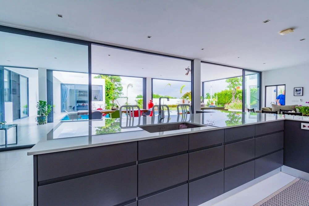 Modern 4 Bedroom Resort Pool Villa LL110