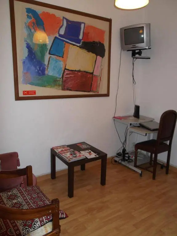 Low Cost Rooms