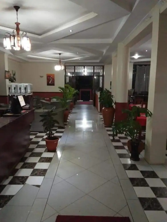 Newstead Hotel
