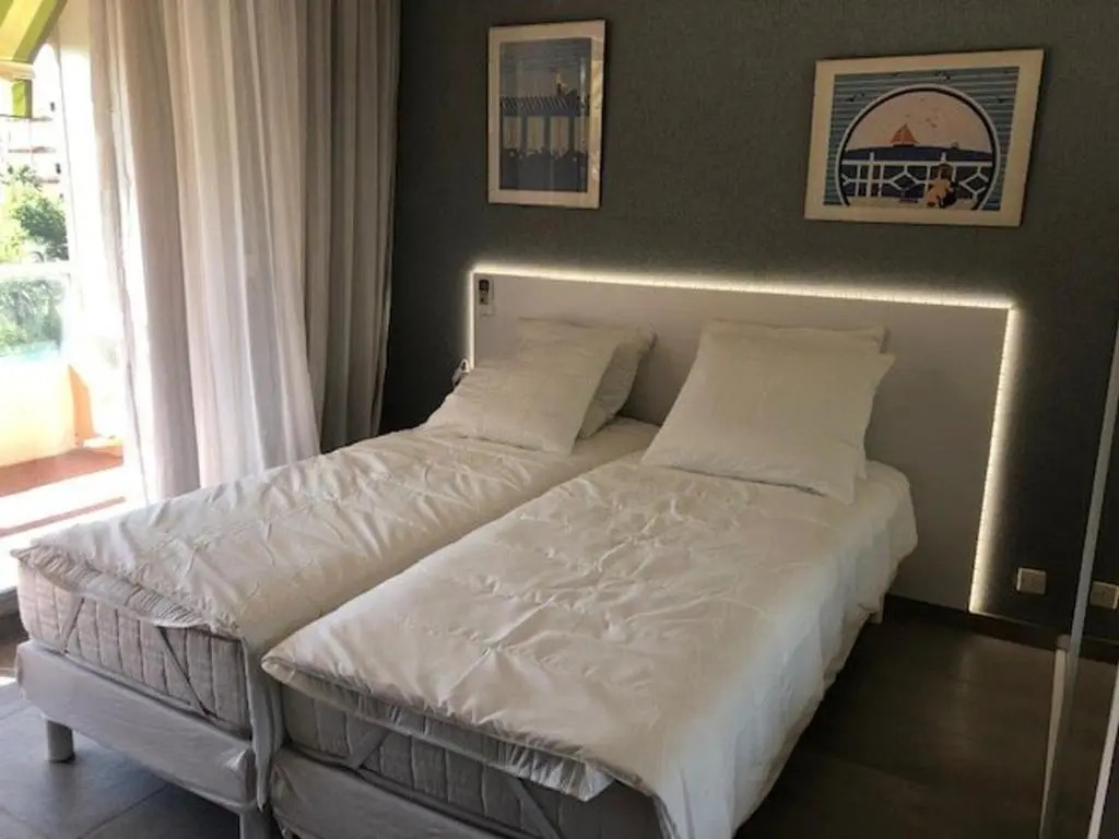 Appartement Le Lavandou, 2 pièces, 4 personnes - FR-1-308-123