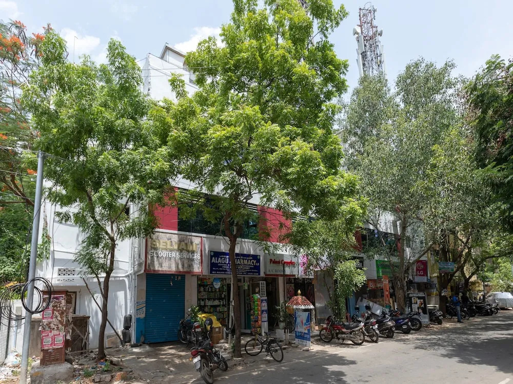 OYO 16596 Akash Inn Elite