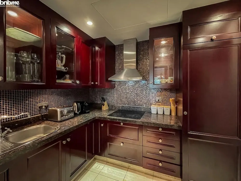 Lux 2B in Oldtown in of DT by Bnbme Homes