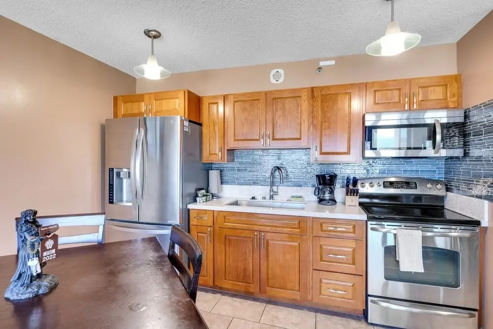 Tower 2 Suite 3201 - Qqp 1 Bedroom Home by Redawning