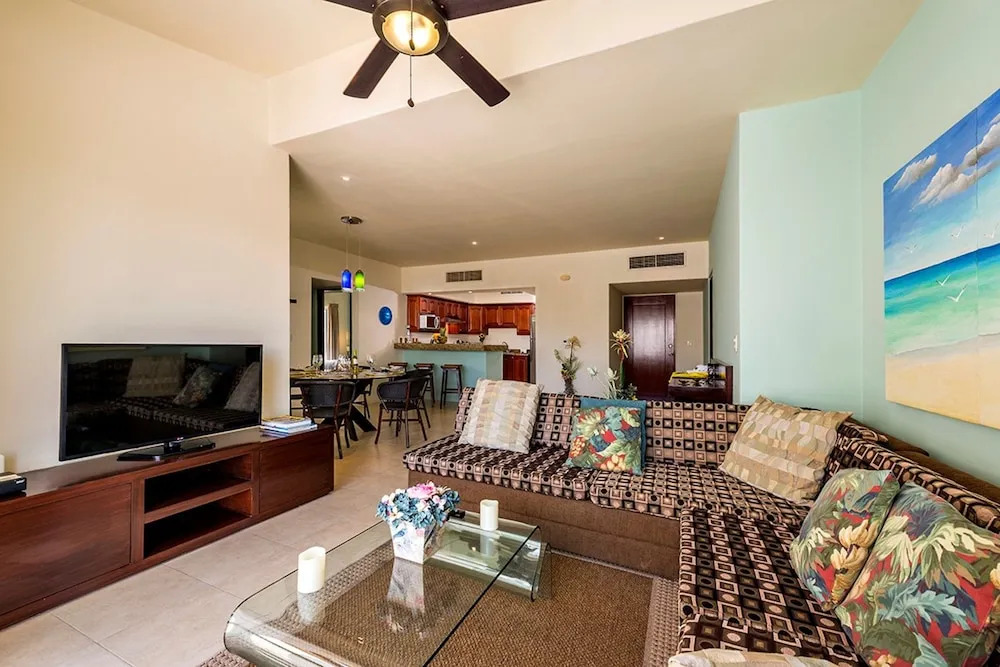 Luna Maya? Beautiful 2BR Beach Condo By Select