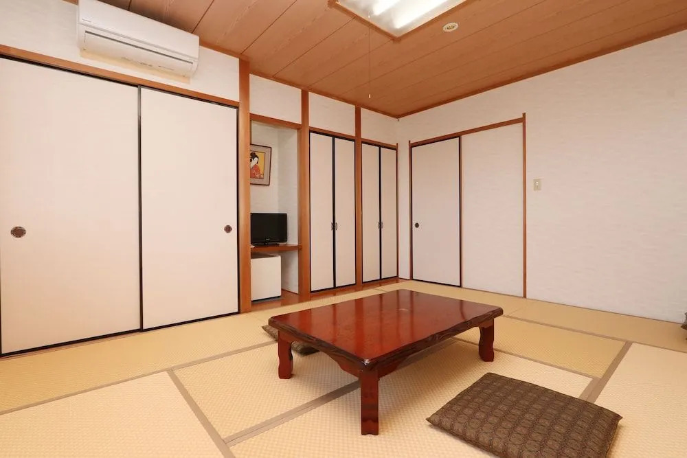 Ichiraku Onsen Hotel