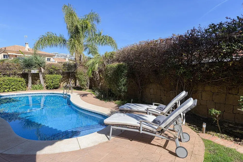 Villa Riviera in Urbanizaci n Riviera Sol
