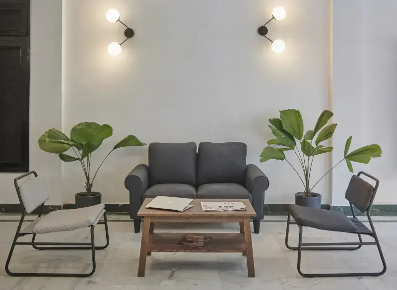 Poshtel VNS