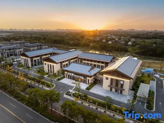 Renjoy Hotel