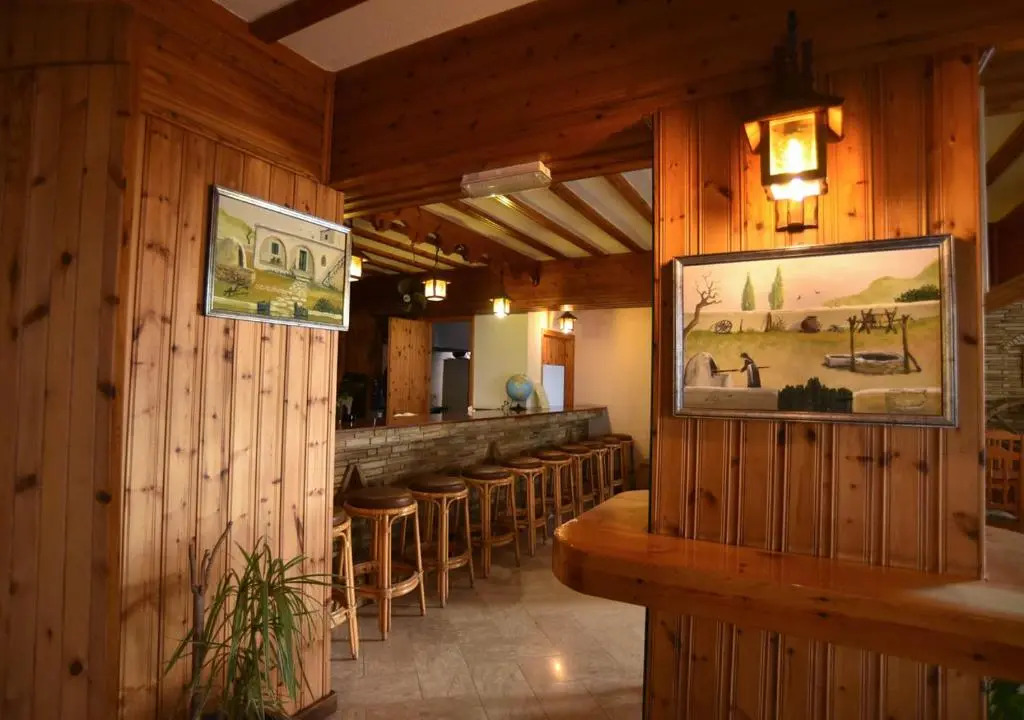 Elysso Hotel