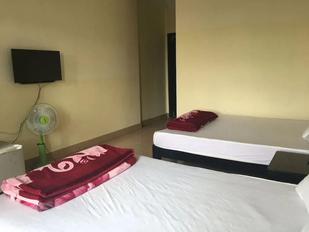 SPOT ON 924 Song Cam Hotel
