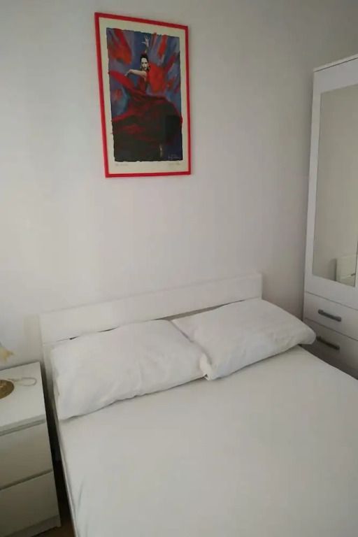 Slamo Apartments