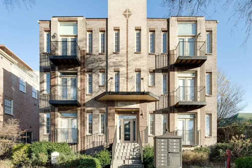 Corner King - King Size Beds, Close to Vandy & Broadway