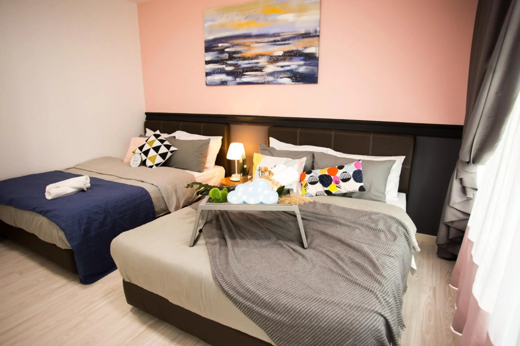 Cozy contemporary homestay @ Suasana suites