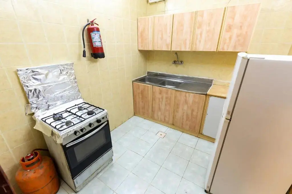 فرع شركه مجموعه العييري التجاريه المحدوده - AlEairy Serviced Apartment Company