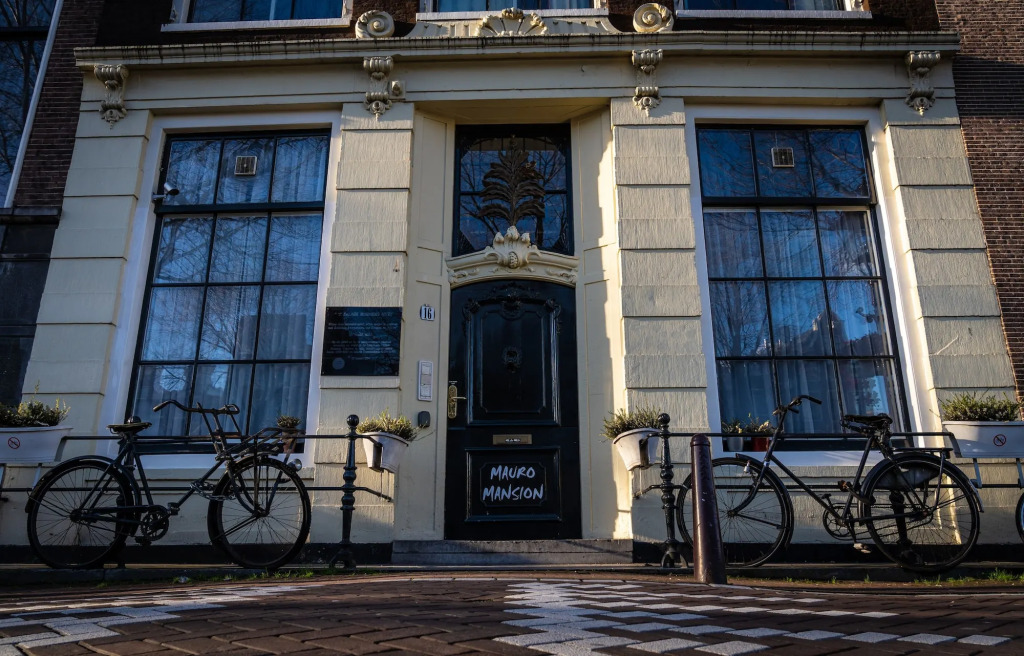 Adams Canal House