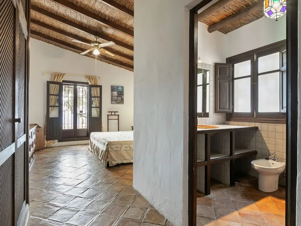 Cottage in Antequera with Pool near El Torcal