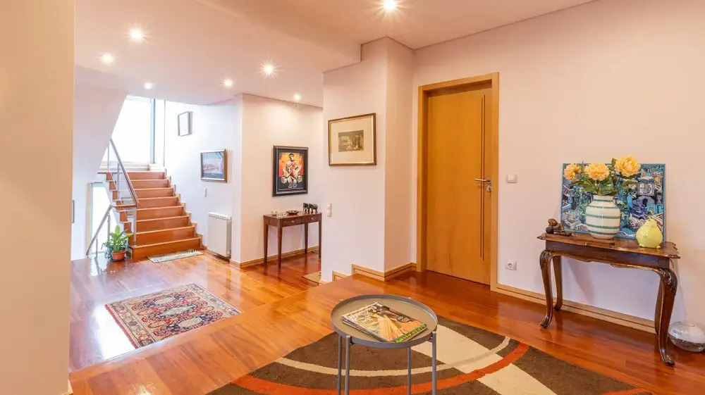 Gorgeous villa Looking to Douro