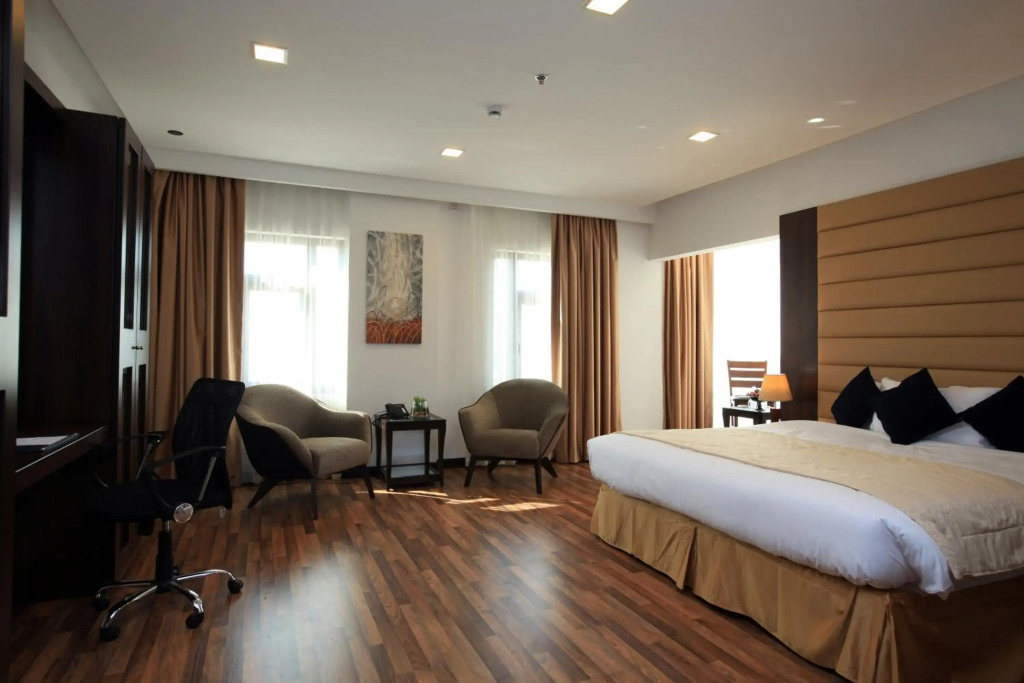 Golden Tulip Al Khobar Suites