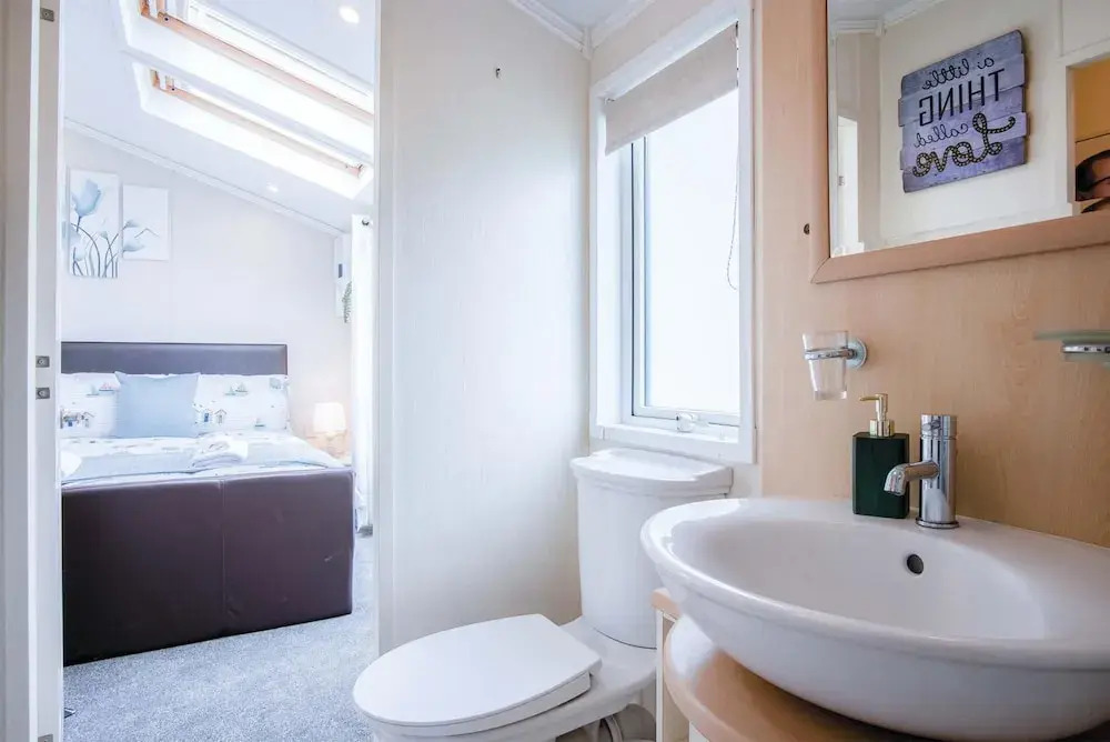 2 Manor Lodge - 2 Bedroom Lodge - Pendine