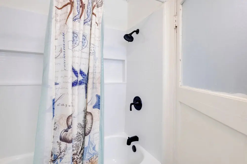 Walk to Shore: Rockaway Beach Retreat w/ Hot Tub!