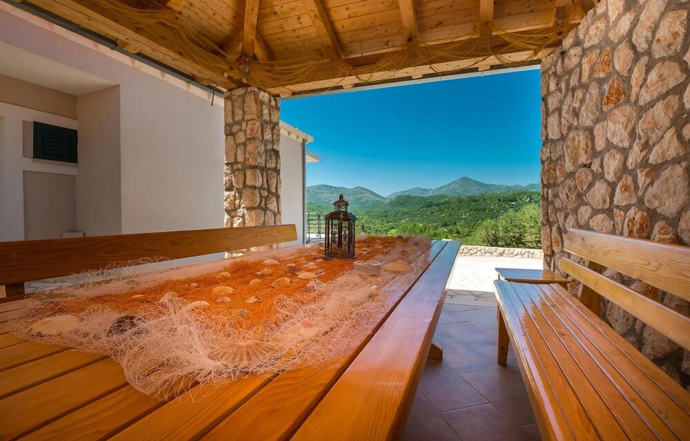 Beach Front Home In Zaton Veliki