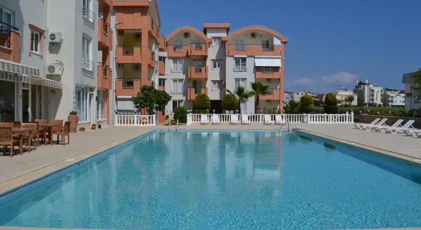 Dolphin 1 Residence