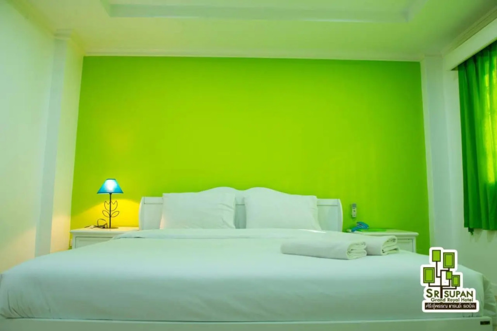 Srisupan Grand Royal Hotel