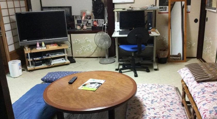 Megu House ZuKu