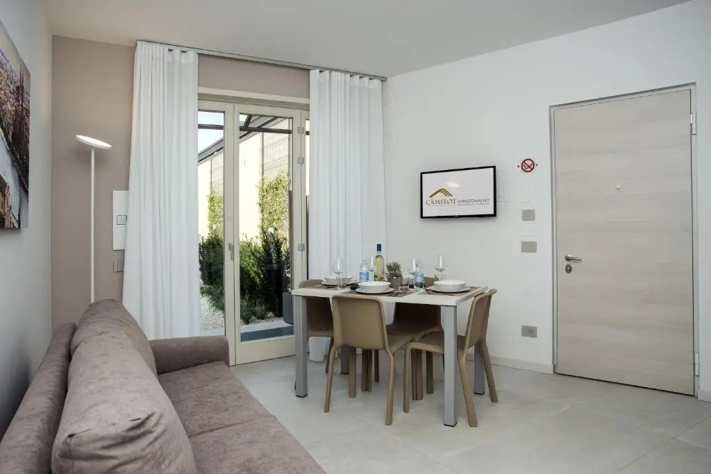 Camelot Appartamenti - Business e Holiday