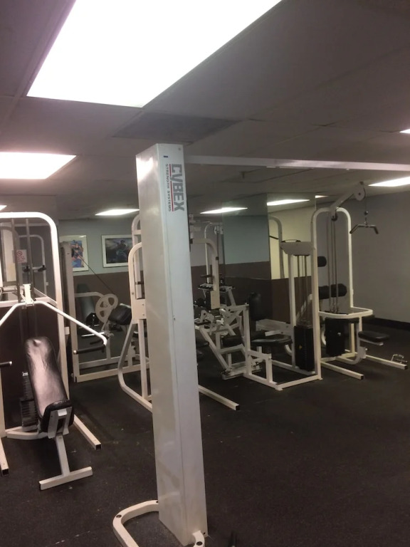 Hollywood Beach Resort- Large Studio Sleeps 4
