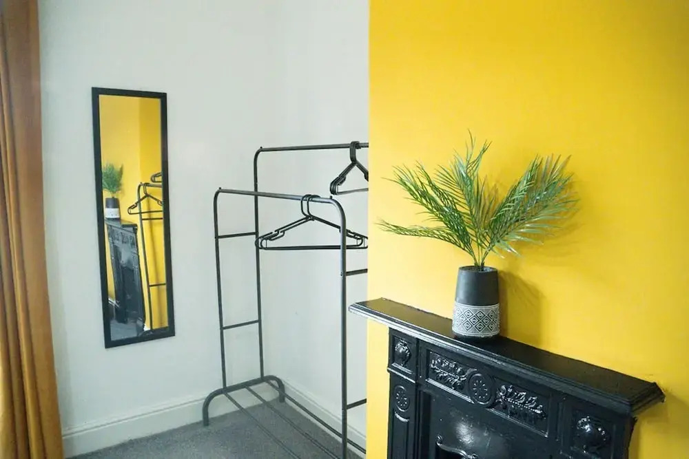 Cozy Manchester Retreat With 2 Bedrooms