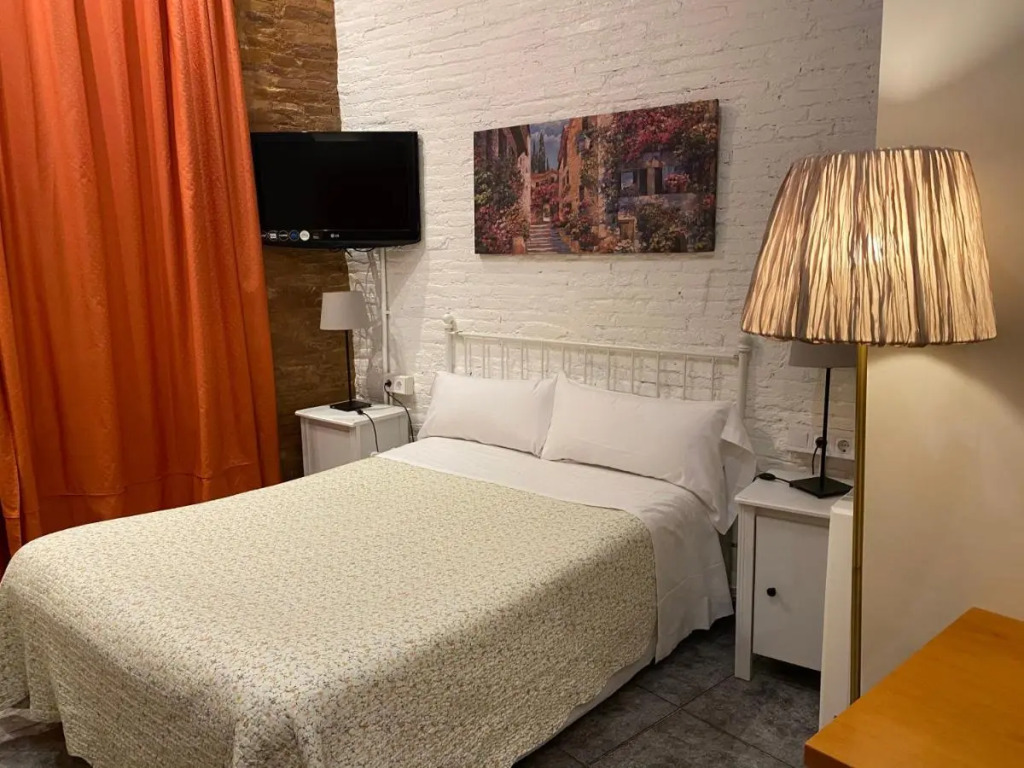 Hostal Orleans