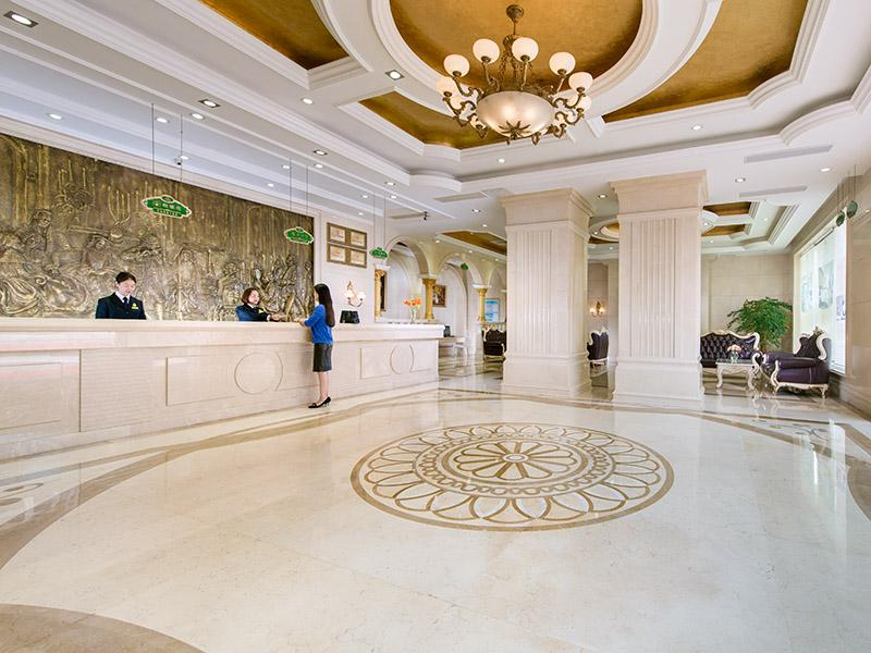 Vienna Hotel Shenzhen Shiyan Bus Station