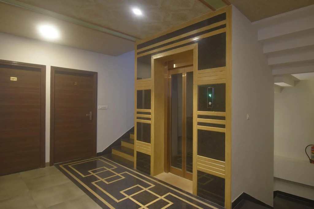 Ka10 SQUARE HOTEL & BANQUETS