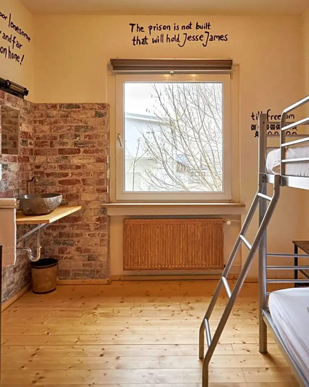Big Mountain Hostel