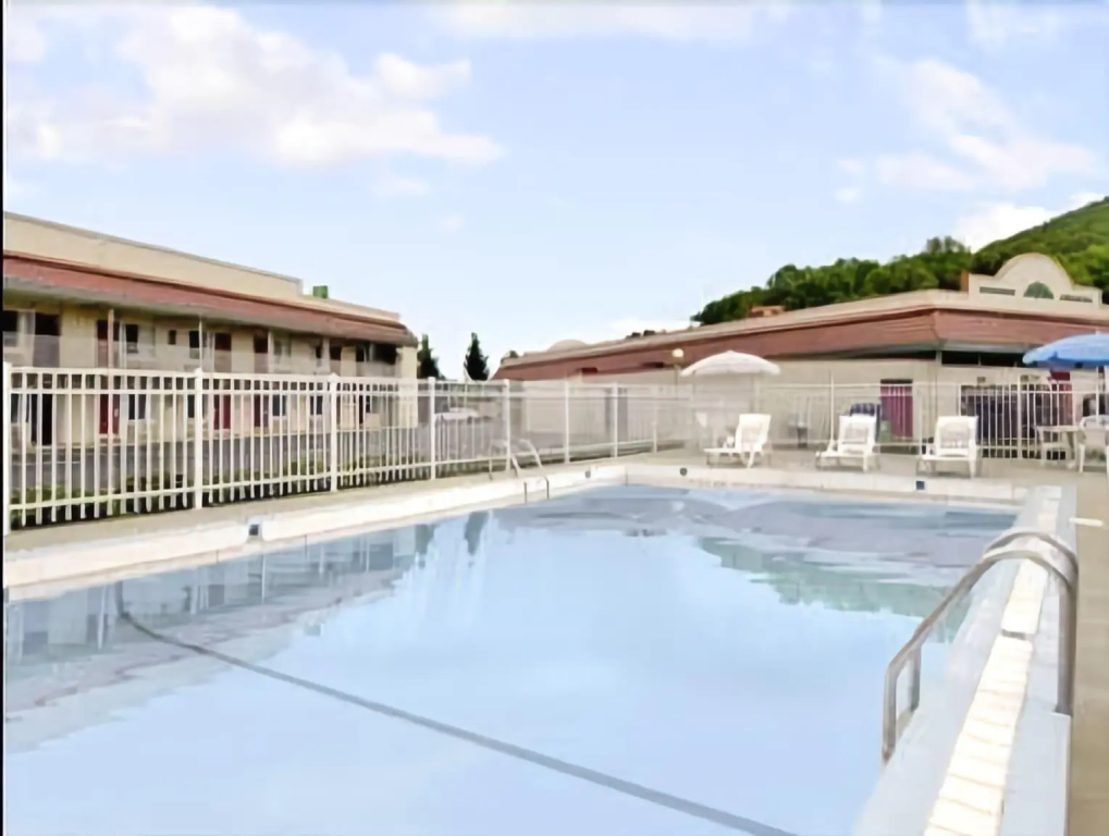 Amercias Best Value Inn - Marion