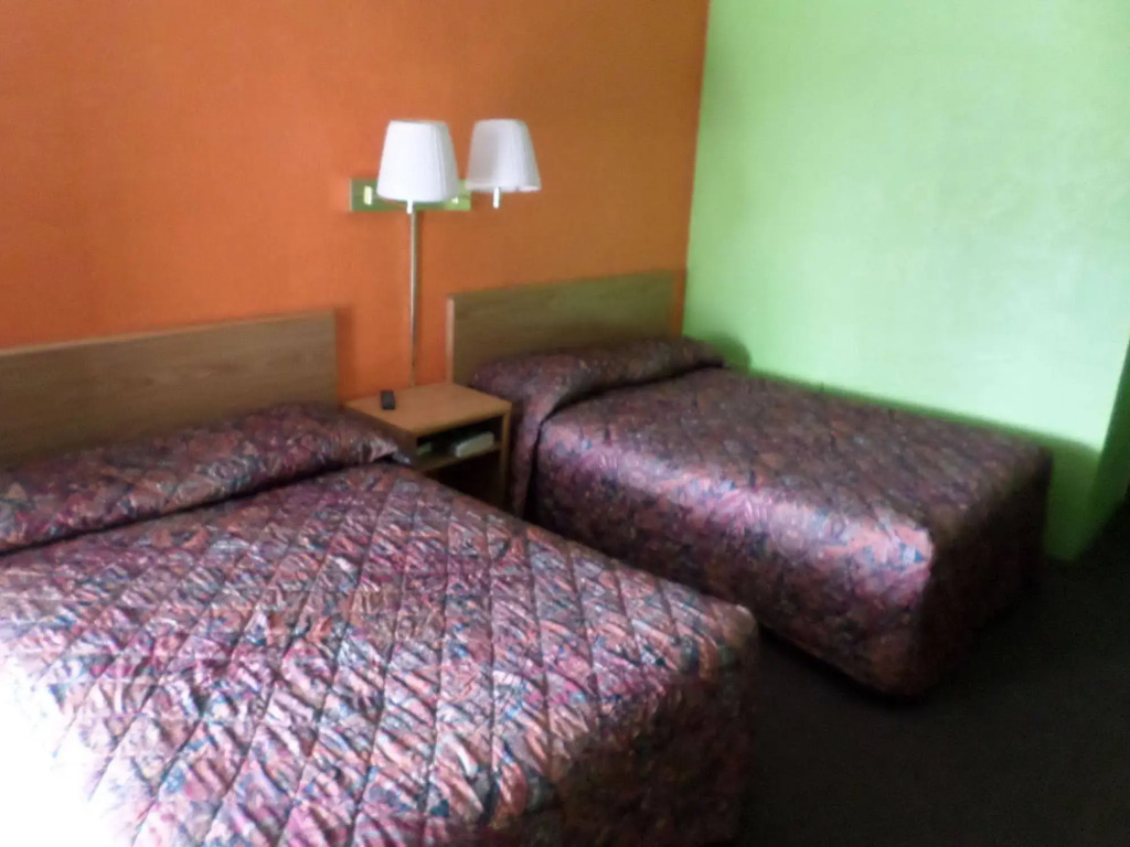 Broadway Motel Des Moines