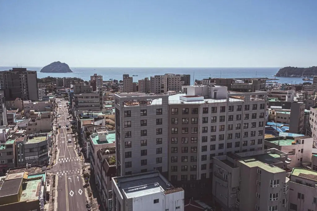 Kenny Stay Jeju Seogwipo