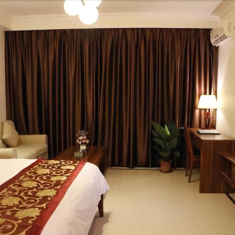 Longmen Fuli Yangsheng Clovistel Hot Spring Holiday Apartment Hotel