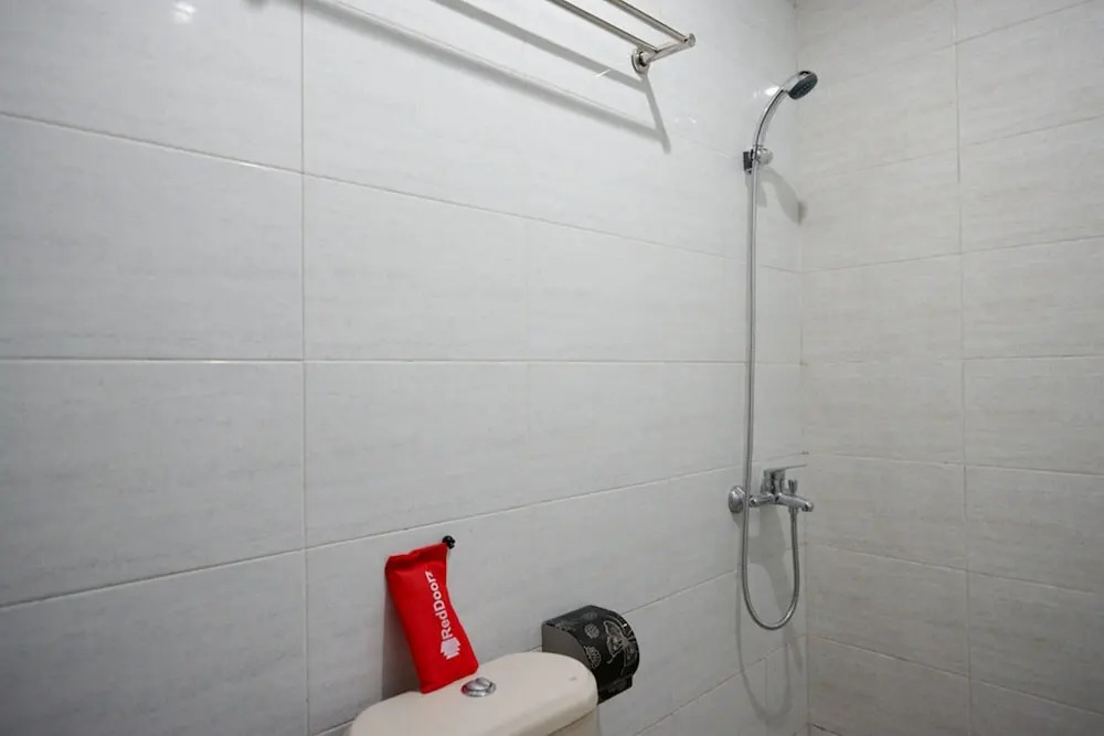 RedDoorz near RSUD Margono Purwokerto 3