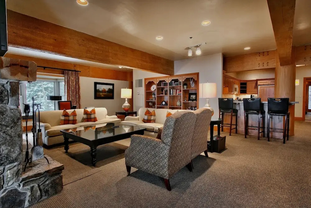 Luxury Four Bedroom Townhouse 4 Townhouse by RedAwning