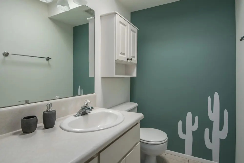 2BR Scottsdale Apartment by WanderJaunt