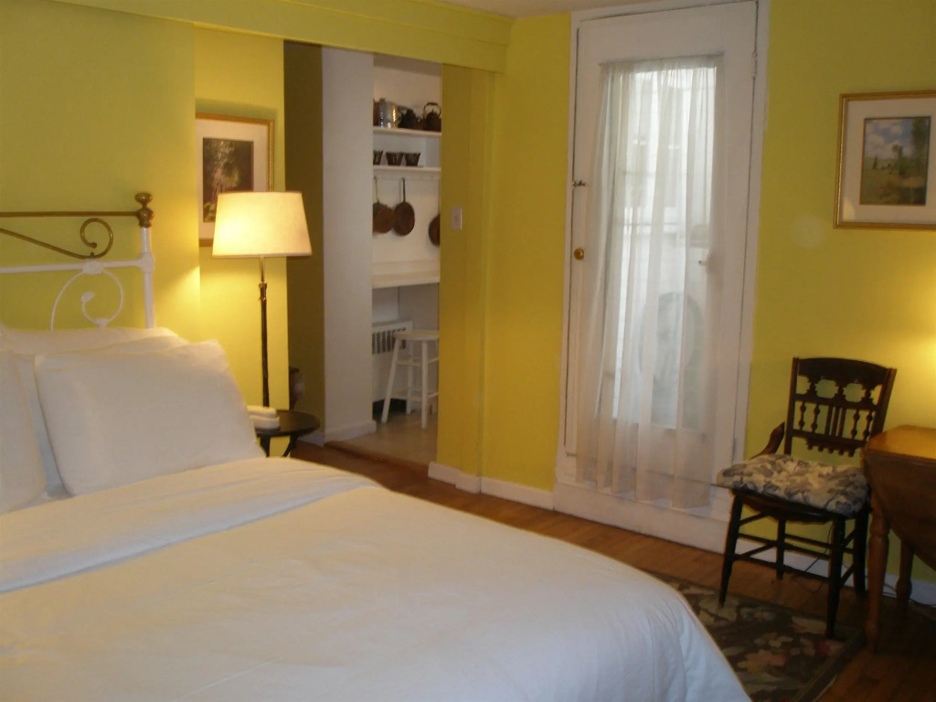Incentra Village House