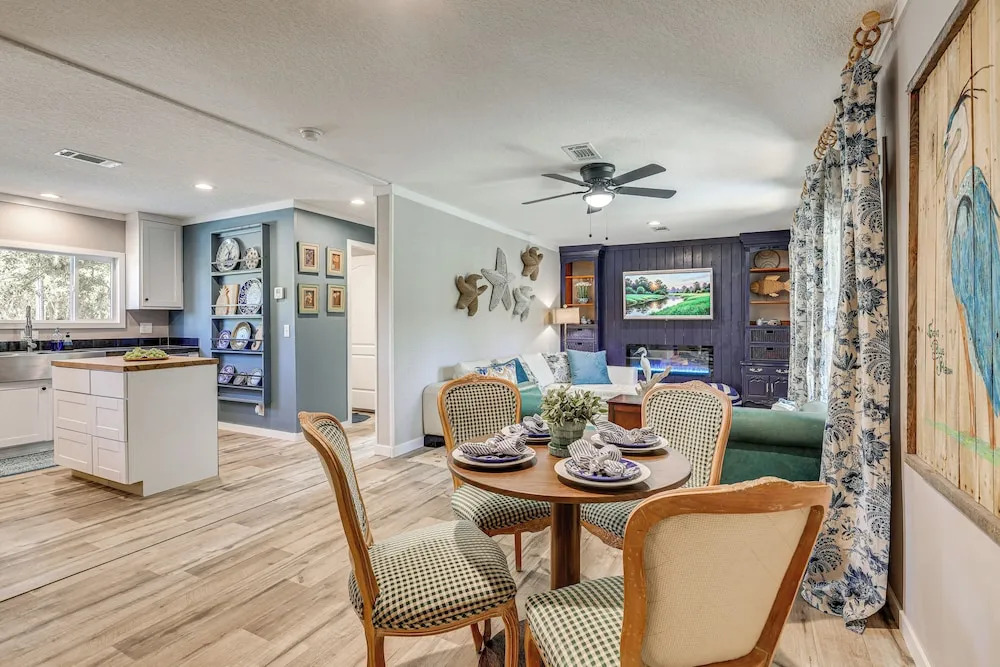 Riverfront Oasis: Fish, Grill & Chill in Stuart!