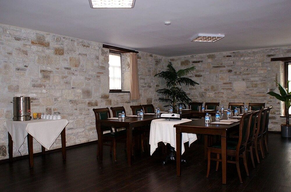 Griffon Hotel