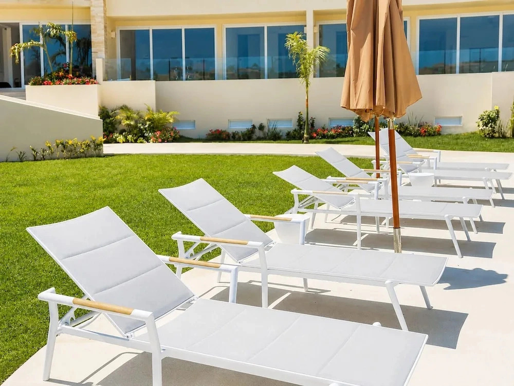Marina view 3BR pool 7min walk to beach