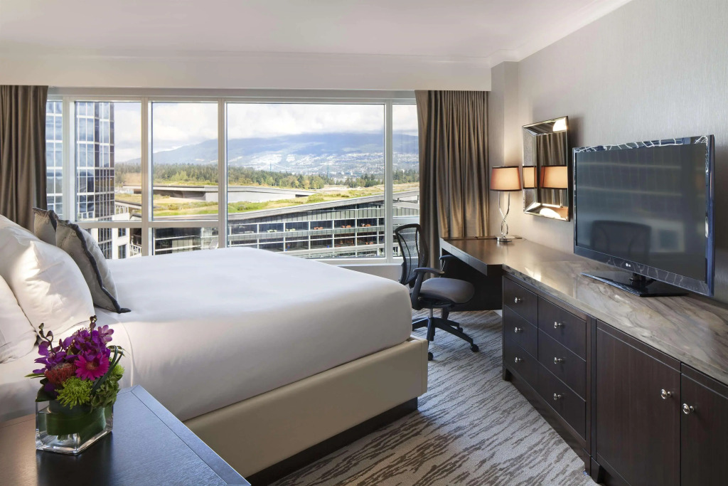 Fairmont Waterfront